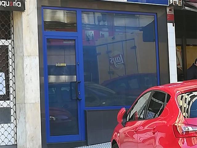 Local comercial en Alquiler en Calle Padre Aller, 3 en Vallobín