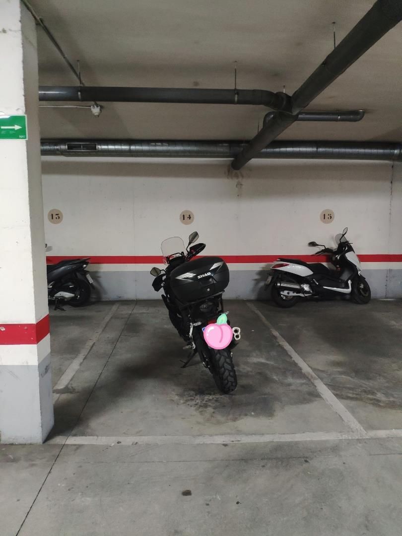 Aparcament de Garatge en venda en  Almería Capital