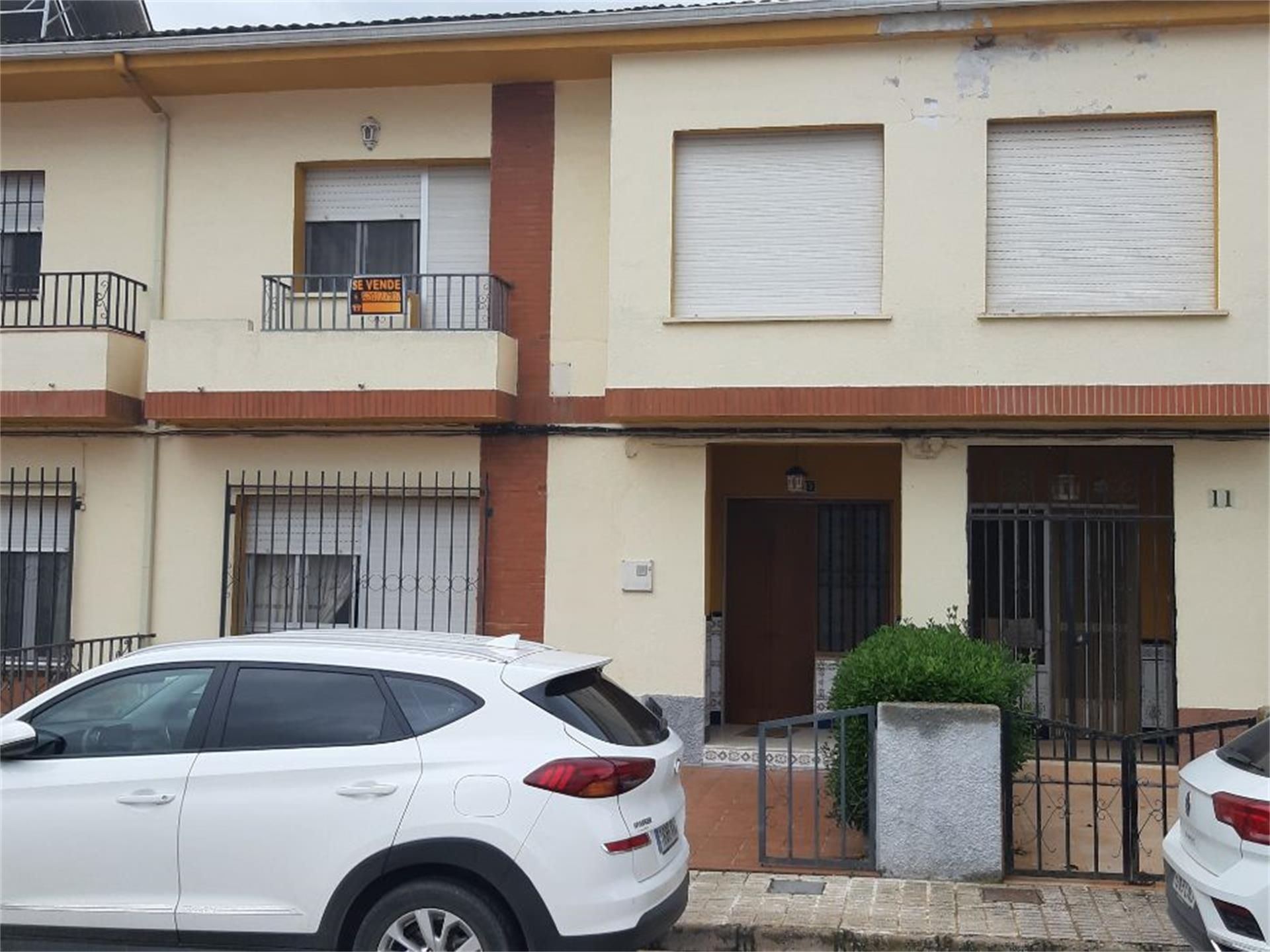 Exterior view of Flat for sale in Villacarrillo  with Heating, Private garden and Terrace