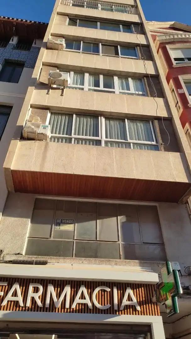 Außenansicht von Büro zum Verkauf in Murcia
