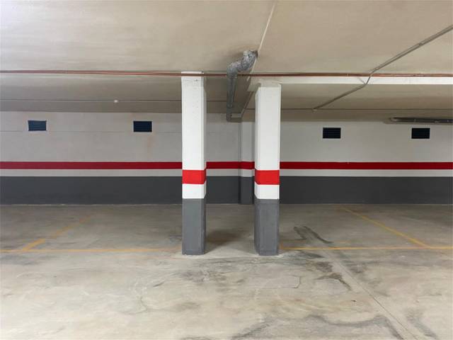 Garaje en Alquiler en Parc Central