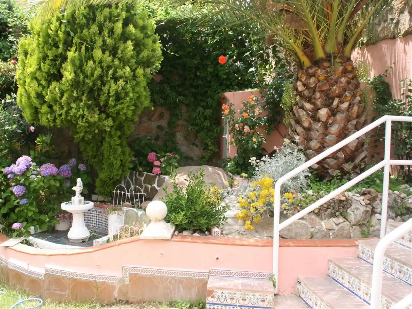 Casa o chalet de alquiler en Calle Los Enebros, 14, Mejostilla Jardín de Casa o chalet de alquiler en Cáceres con Calefacción, Jardín privado y Terraza