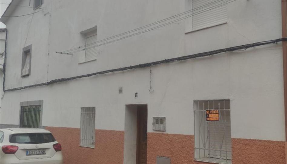 Casa adosada en venda a Calle Garganta de Minchones, Jarandilla de la Vera, Cáceres - imatge 1 Foto 1 de Casa adosada en venda a Calle Garganta de Minchones, Jarandilla de la Vera, Cáceres