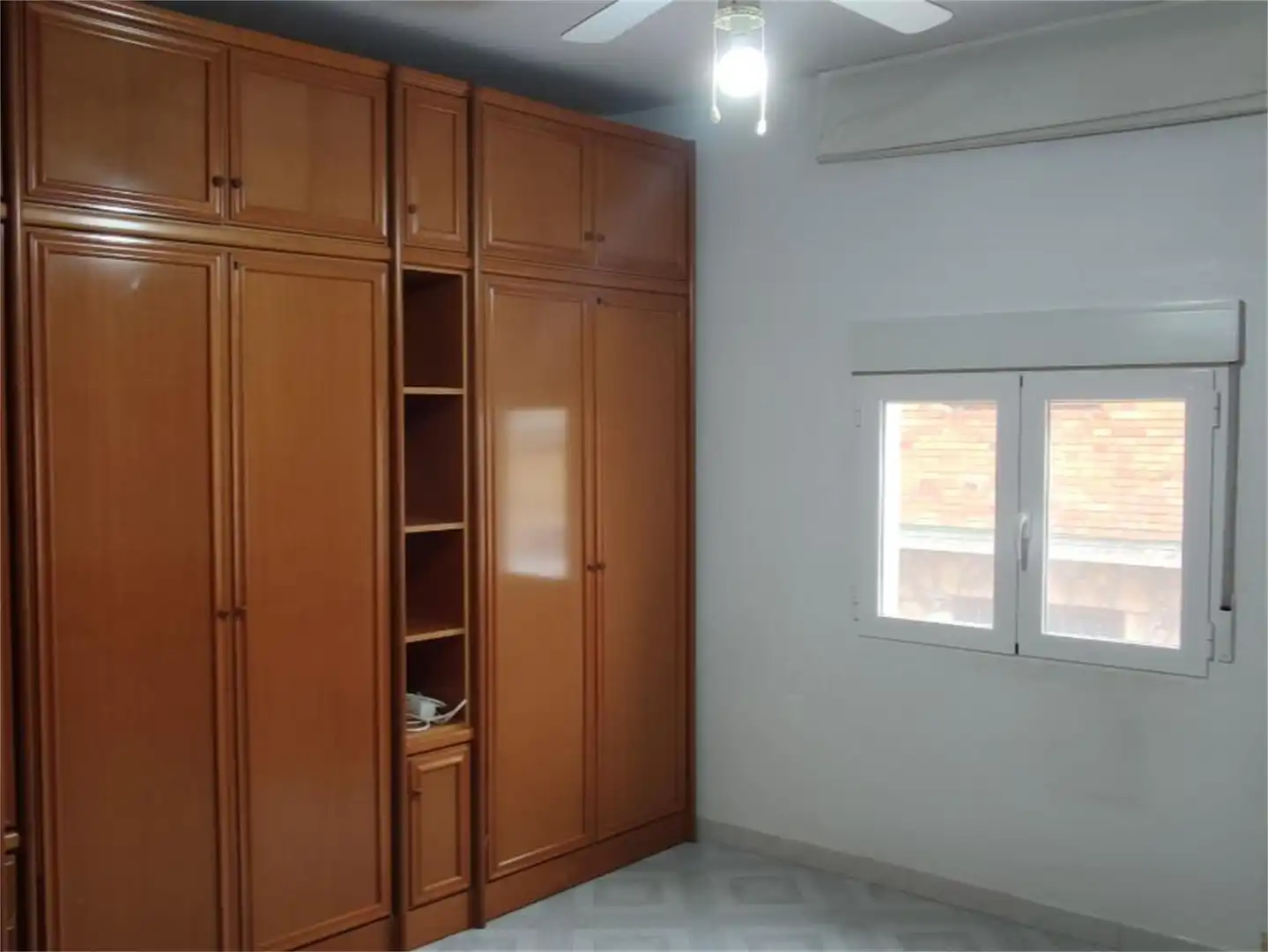 Einfamilien-Reihenhaus zum Verkauf in Calle Garganta de Minchones, Jarandilla de la Vera Schlafzimmer von Einfamilien-Reihenhaus zum Verkauf in Jarandilla de la Vera mit Abstellraum und Möbliert