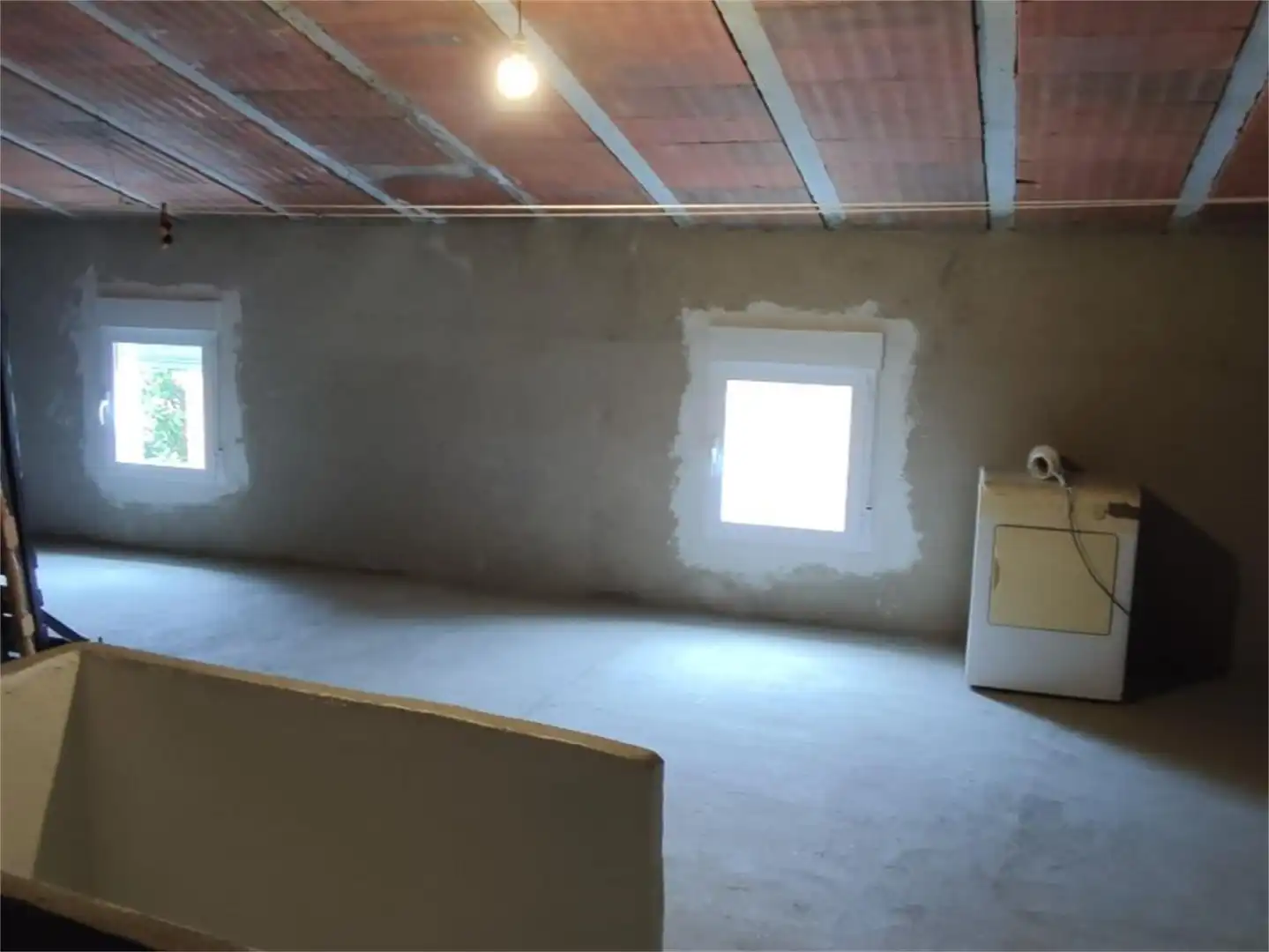Einfamilien-Reihenhaus zum Verkauf in Calle Garganta de Minchones, Jarandilla de la Vera Einfamilien-Reihenhaus zum Verkauf in Jarandilla de la Vera mit Abstellraum und Möbliert