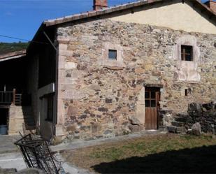 Vista exterior de Casa o xalet en venda en Teverga amb Calefacció, Jardí privat i Terrassa