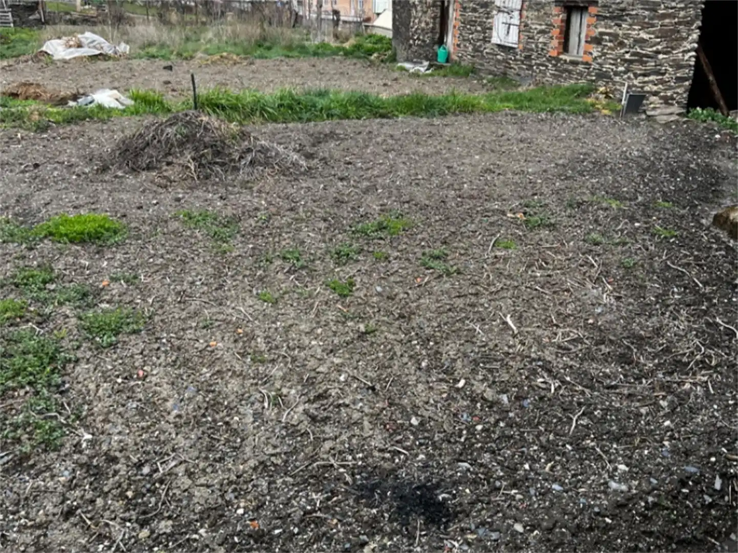 Country homes for sale in Calle Encima de Villa, Encinedo Country homes for sale in Encinedo with Private garden