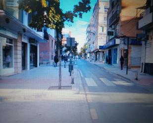 Vista exterior de Local de lloguer en  Granada Capital