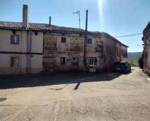 Exterior view of Single-family semi-detached for sale in Basconcillos del Tozo