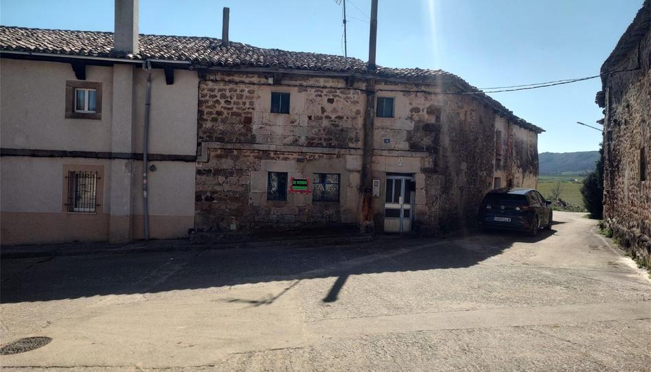 Casa adosada en venda a Carretera Basconcillos, 18, Basconcillos del Tozo, Burgos - imatge 1 Foto 1 de Casa adosada en venda a Carretera Basconcillos, 18, Basconcillos del Tozo, Burgos