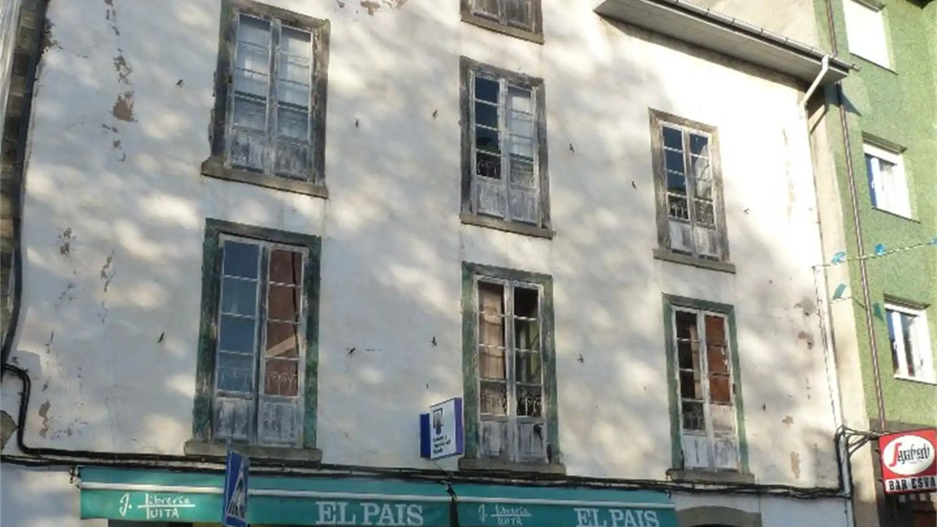 Vista exterior de Casa adosada en venta en Valdés - Luarca con Balcón