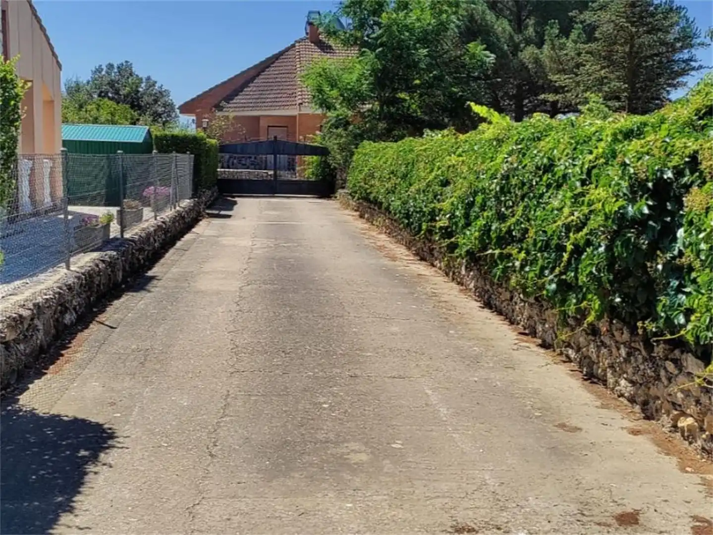Casa o xalet en venda a Urbanización La Venta, 3, Becerril de Campos Vista exterior de Casa o xalet en venda en Becerril de Campos amb Calefacció, Jardí privat i Traster