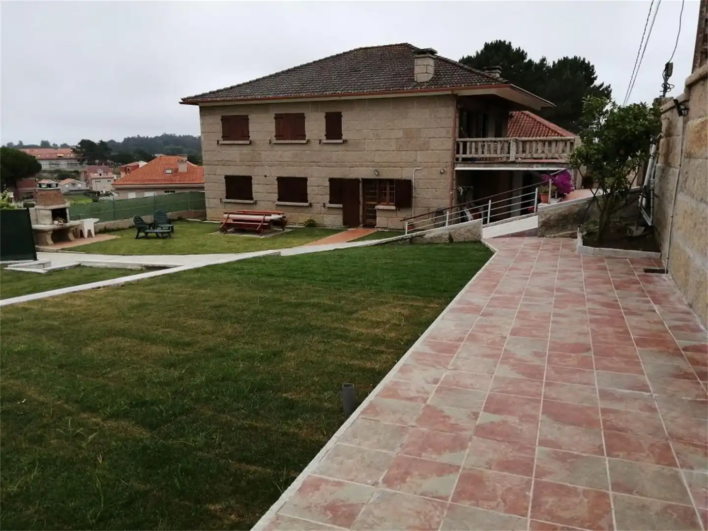 Casa o xalet de lloguer a Portonovo, 27, Adina - Portonovo Vista exterior de Casa o xalet de lloguer en Sanxenxo amb Jardí privat, Terrassa i Piscina