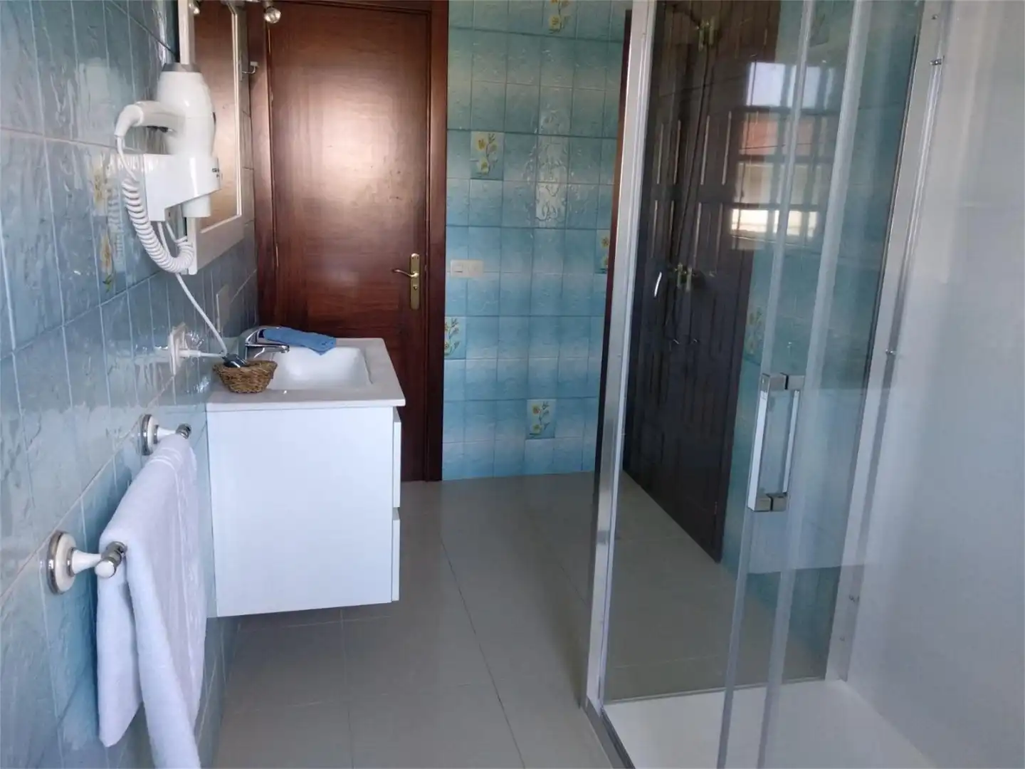Casa o xalet de lloguer a Portonovo, 27, Adina - Portonovo Bany de Casa o xalet de lloguer en Sanxenxo amb Jardí privat, Terrassa i Piscina