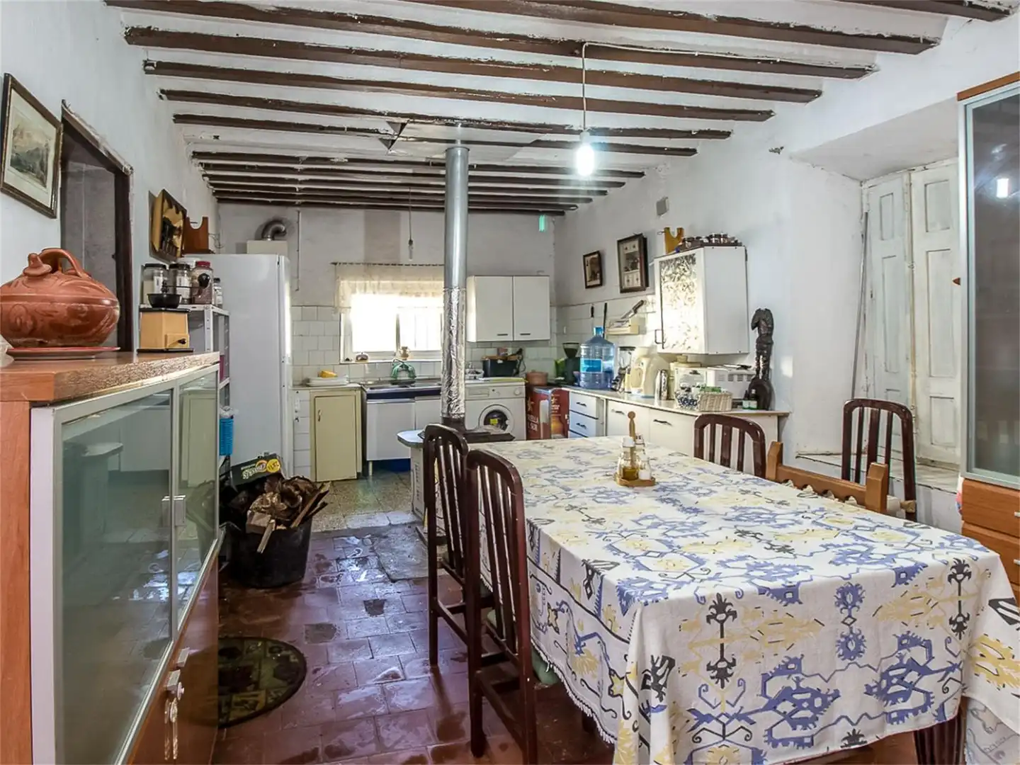 Einfamilien-Reihenhaus zum Verkauf in Calle Real, 49, Alcubillas Küche von Einfamilien-Reihenhaus zum Verkauf in Alcubillas mit Privatgarten, Abstellraum und Balkon