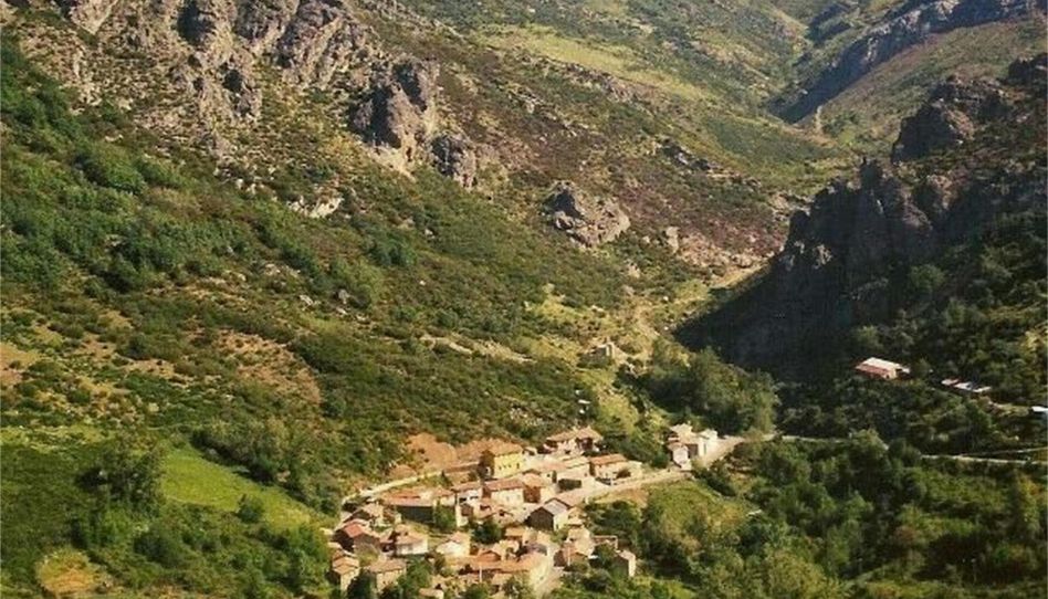 Flat for sale in Carretera General, Vegacervera, León - image 1 Photo 1 of Flat for sale in Carretera General, Vegacervera, León