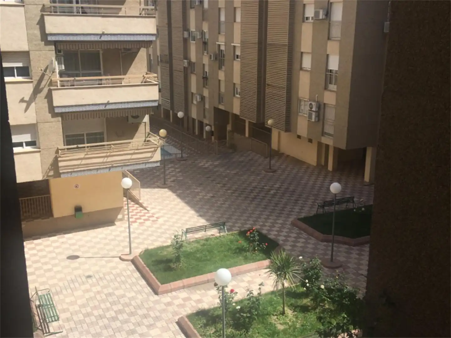 Room in Avenida de Barcelona, Peñamefecit - Avda Barcelona Exterior view of Study for share in Jaén with Air Conditioner, Private garden and Terrace