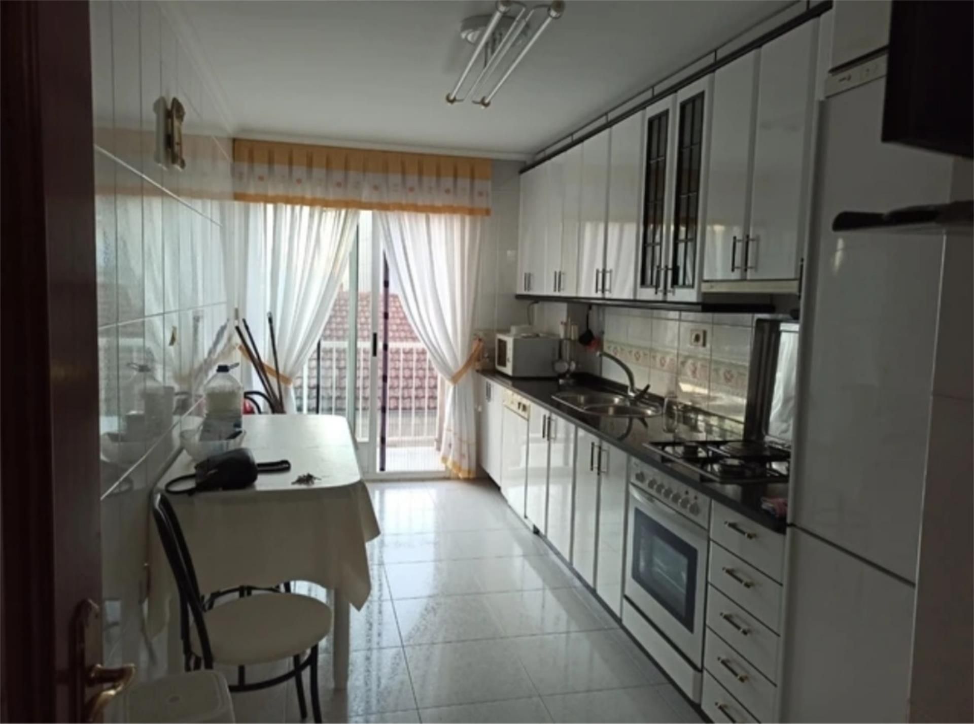 Kitchen of Flat for sale in Xinzo de Limia  with Heating, Parquet flooring and Terrace
