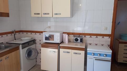 Foto 4 de Casa adosada en venda a Calle Carretera, Los Navalucillos, Toledo