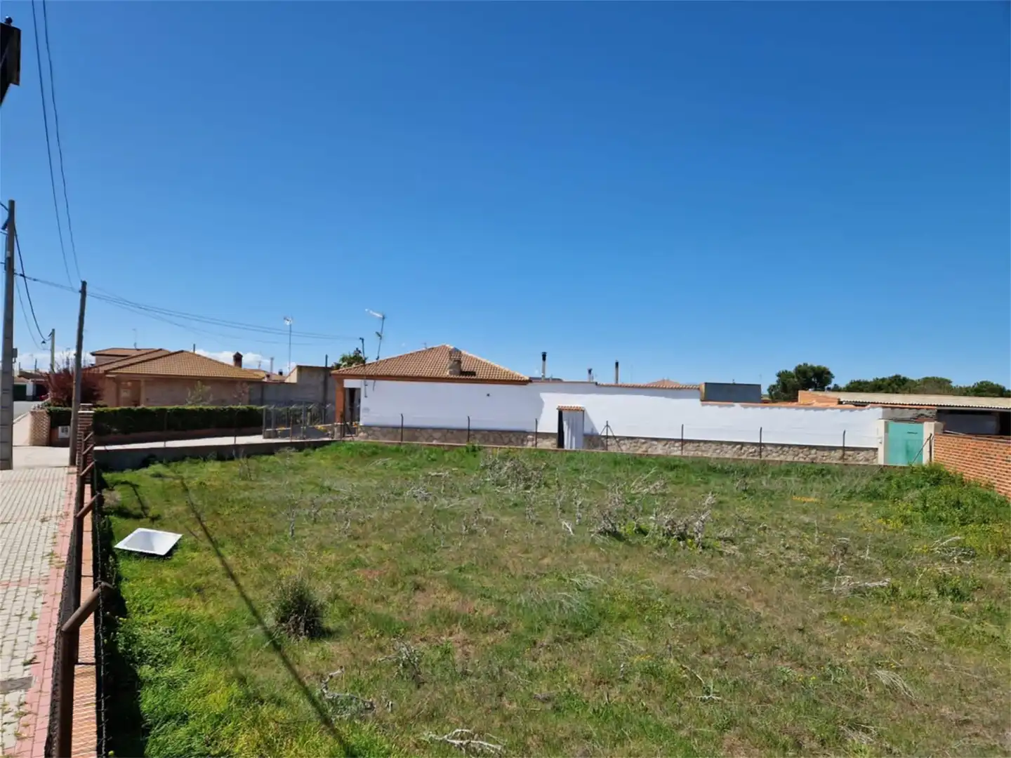 Finca rústica en venta en Calle la Paloma, 11, Tiñosillos Finca rústica en venta en Tiñosillos