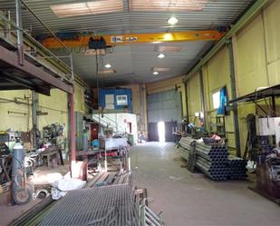 Fabrikhallen zum verkauf in Serranillos del Valle mit Klimaanlage