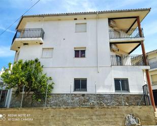 Vista exterior de Casa adosada en venda en Villamiel amb Terrassa i Balcó