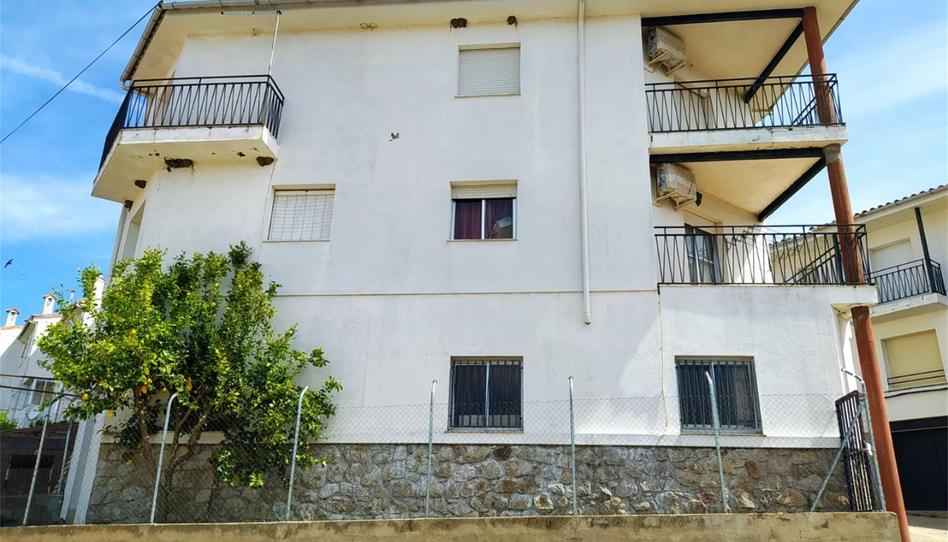 Foto 1 de Casa adosada en venda a Calle Maestro Emiliano Cordero, Villamiel, Cáceres