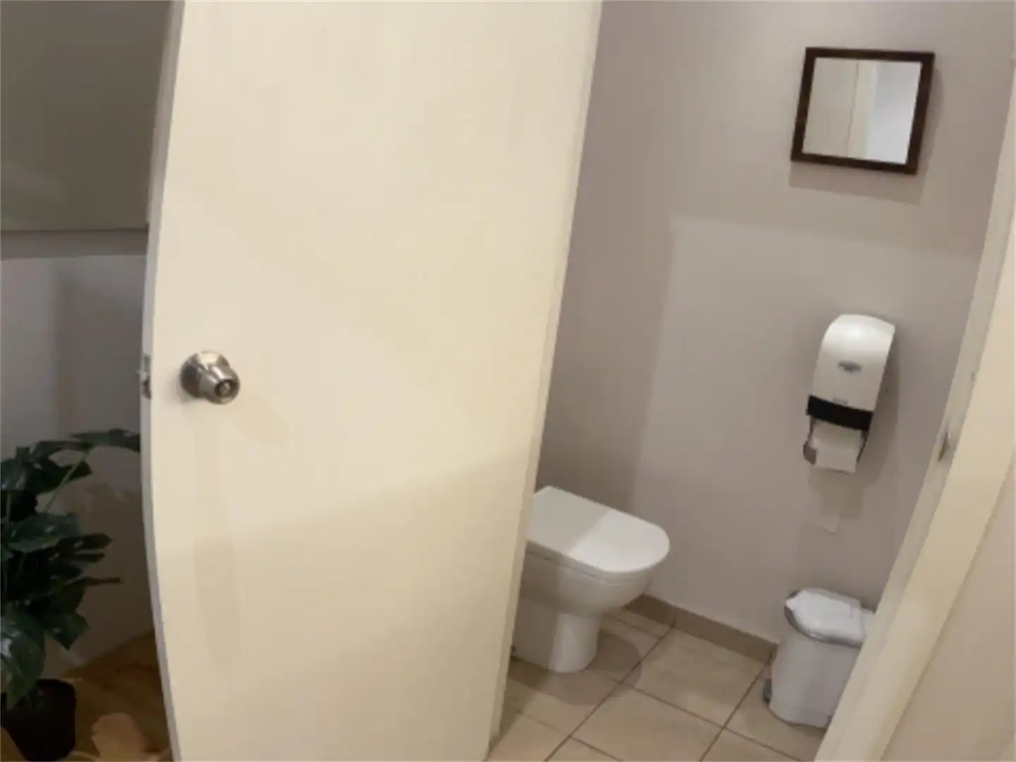 Bathroom of Commercial properties for rent in Castell-Platja d'Aro  with Air Conditioner, Heating and Furnished