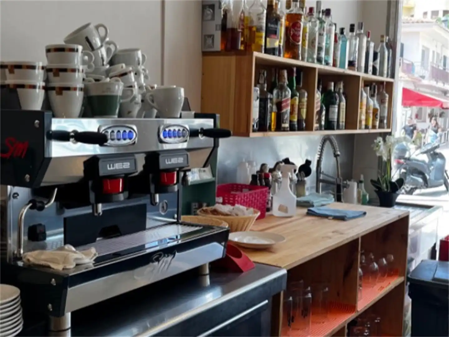 Commercial properties for rent in Castell-Platja d'Aro  with Air Conditioner, Heating and Furnished