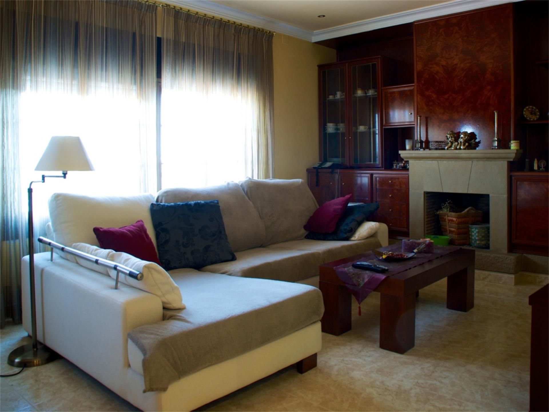 Living room of Flat for sale in Riudoms  with Air Conditioner, Heating and Parquet flooring