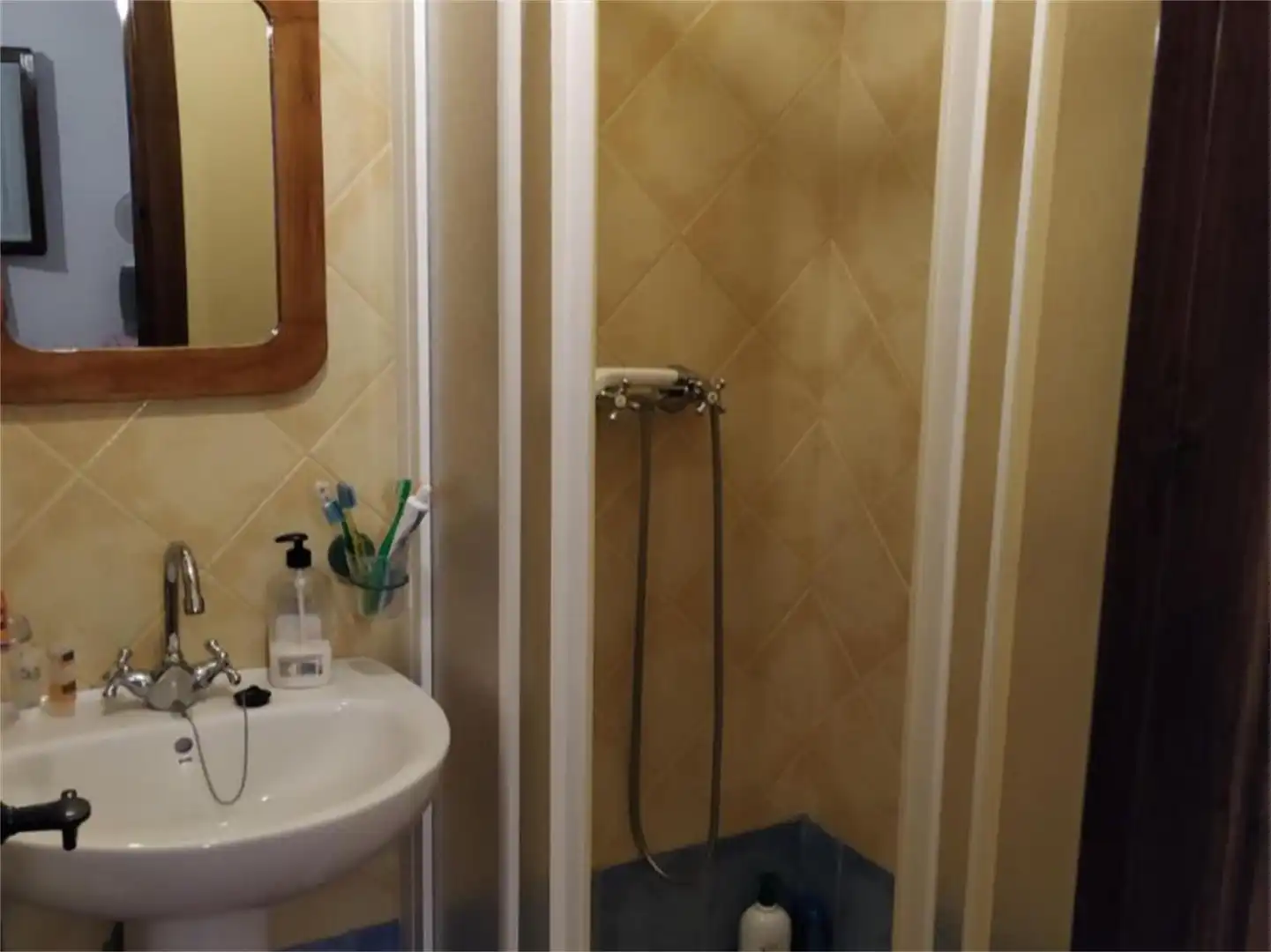 Baño de Apartamento en venta en Ohanes