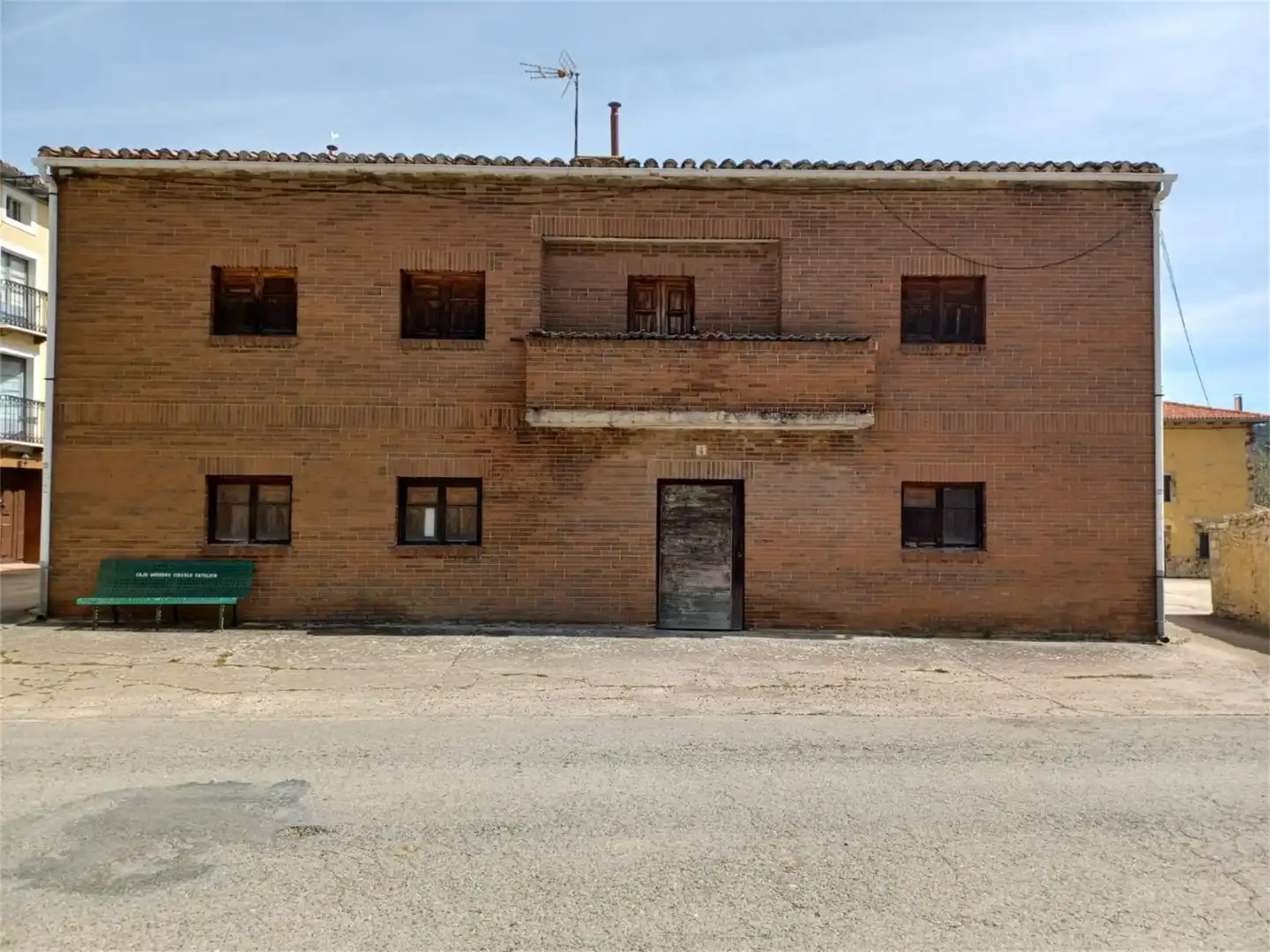 Vista exterior de Casa adosada en venta en Valle de Oca con Balcón