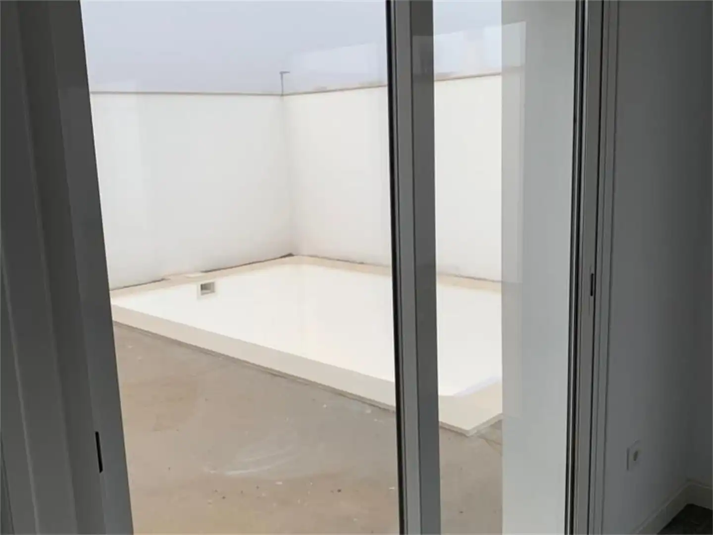 Erdgeschoss zum Verkauf in Calle Las Aguas 14, Villanueva de la Serena Erdgeschoss zum Verkauf in Villanueva de la Serena mit Klimaanlage, Privatgarten und Terrasse