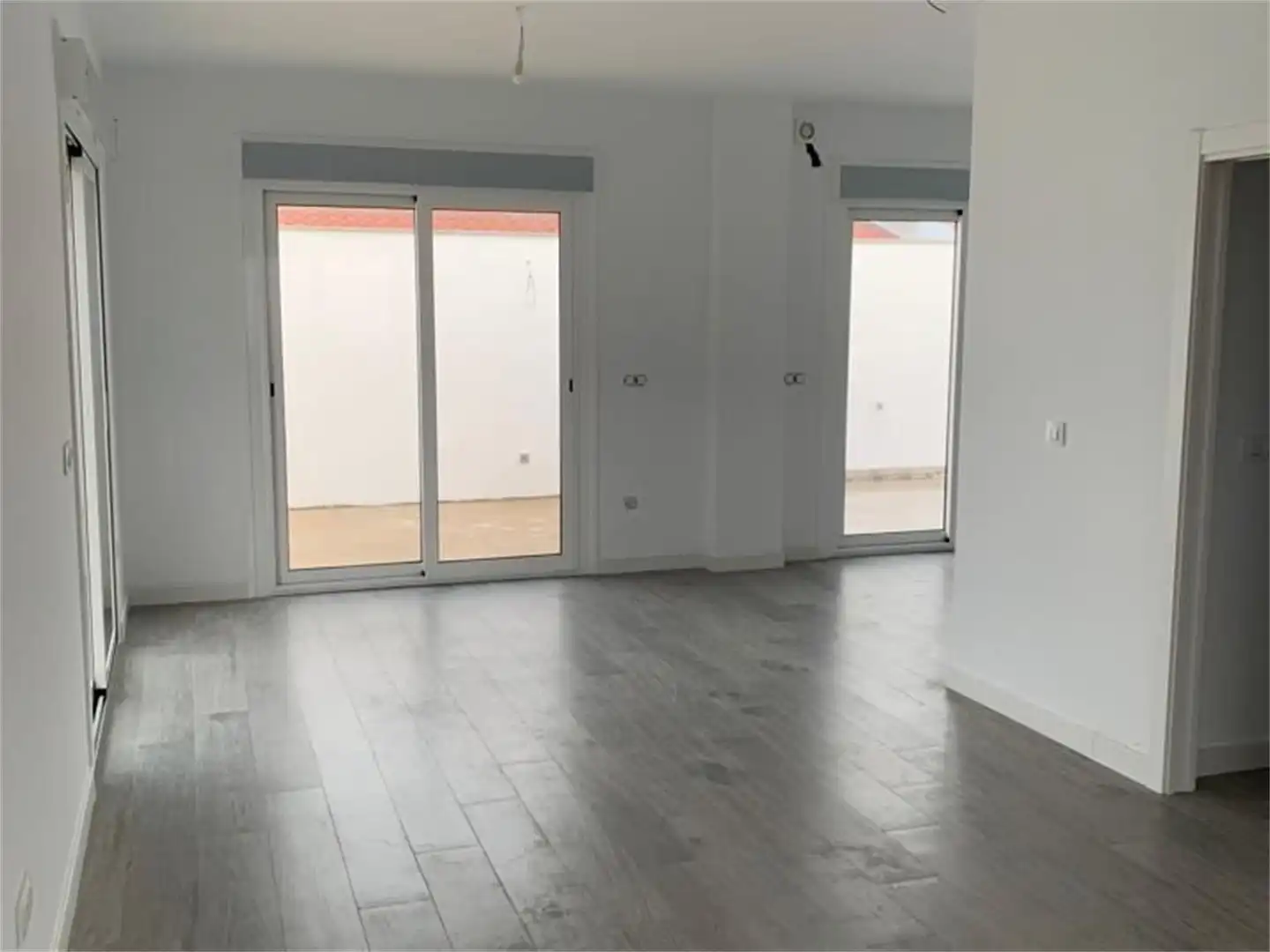 Erdgeschoss zum Verkauf in Calle Las Aguas 14, Villanueva de la Serena Erdgeschoss zum Verkauf in Villanueva de la Serena mit Klimaanlage, Privatgarten und Terrasse
