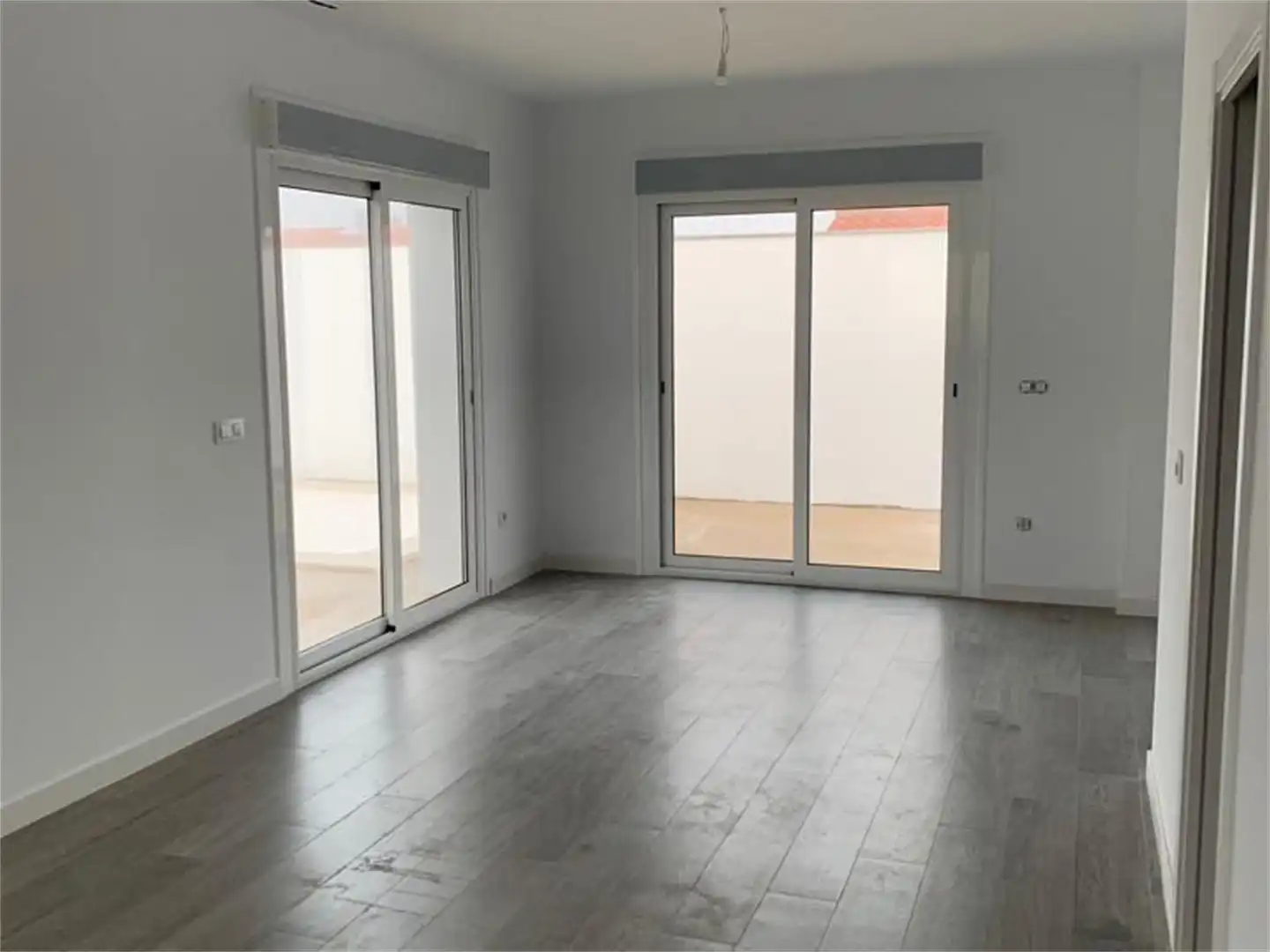 Erdgeschoss zum Verkauf in Calle Las Aguas 14, Villanueva de la Serena Erdgeschoss zum Verkauf in Villanueva de la Serena mit Klimaanlage, Privatgarten und Terrasse