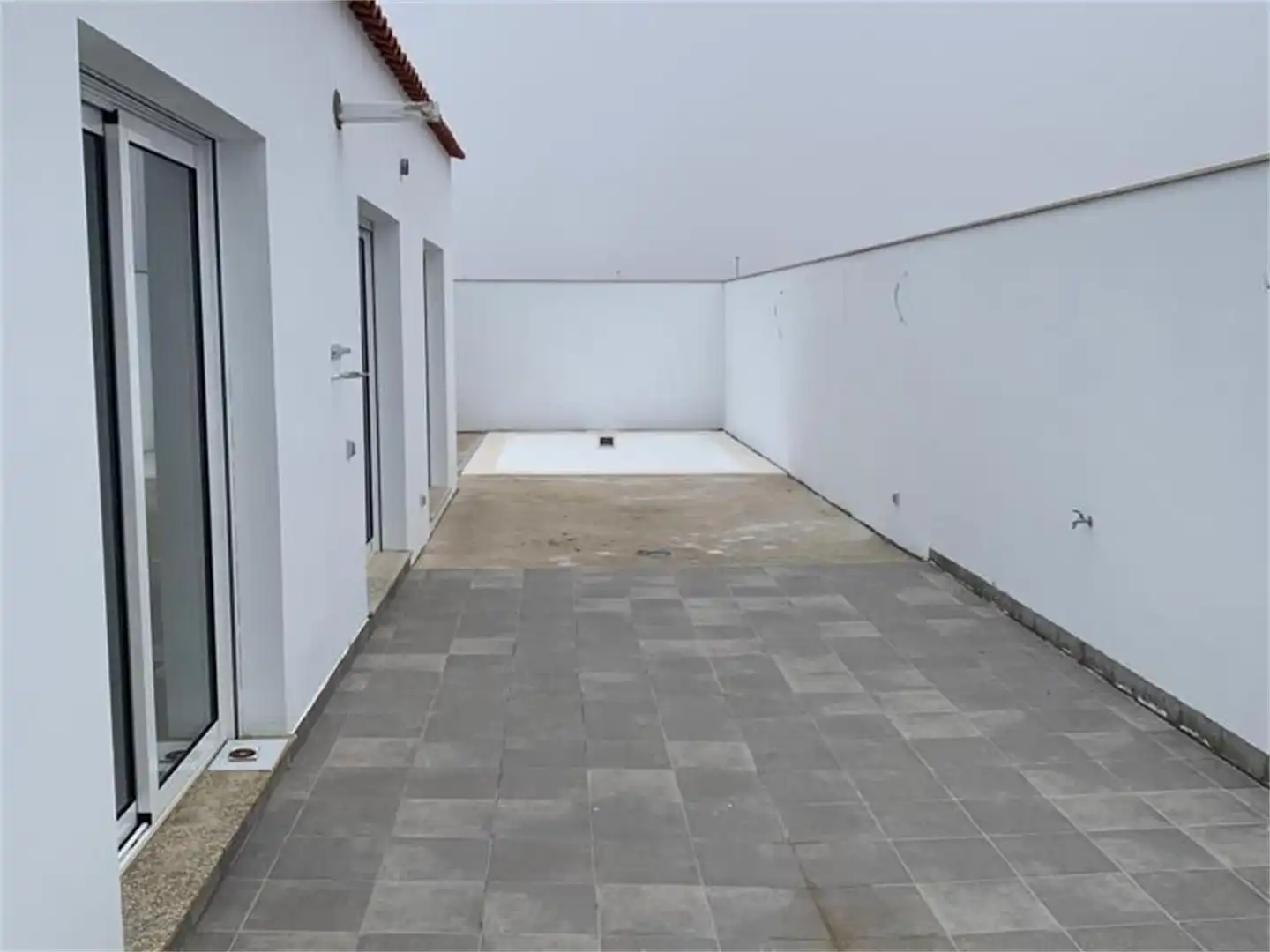 Erdgeschoss zum Verkauf in Calle Las Aguas 14, Villanueva de la Serena Erdgeschoss zum Verkauf in Villanueva de la Serena mit Klimaanlage, Privatgarten und Terrasse