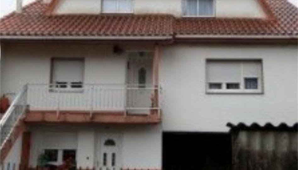 Foto 1 de Casa o chalet en venta en Ordes, A Coruña