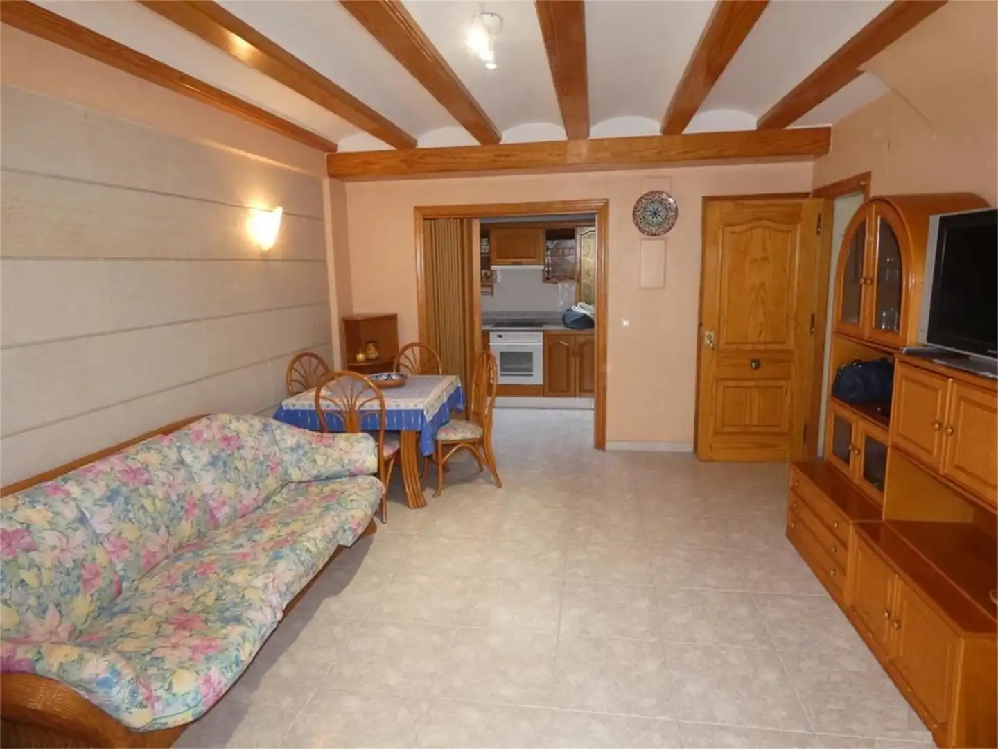 Sala de estar de Casa adosada de alquiler en Tavernes de la Valldigna con Terraza, Amueblado y Balcón