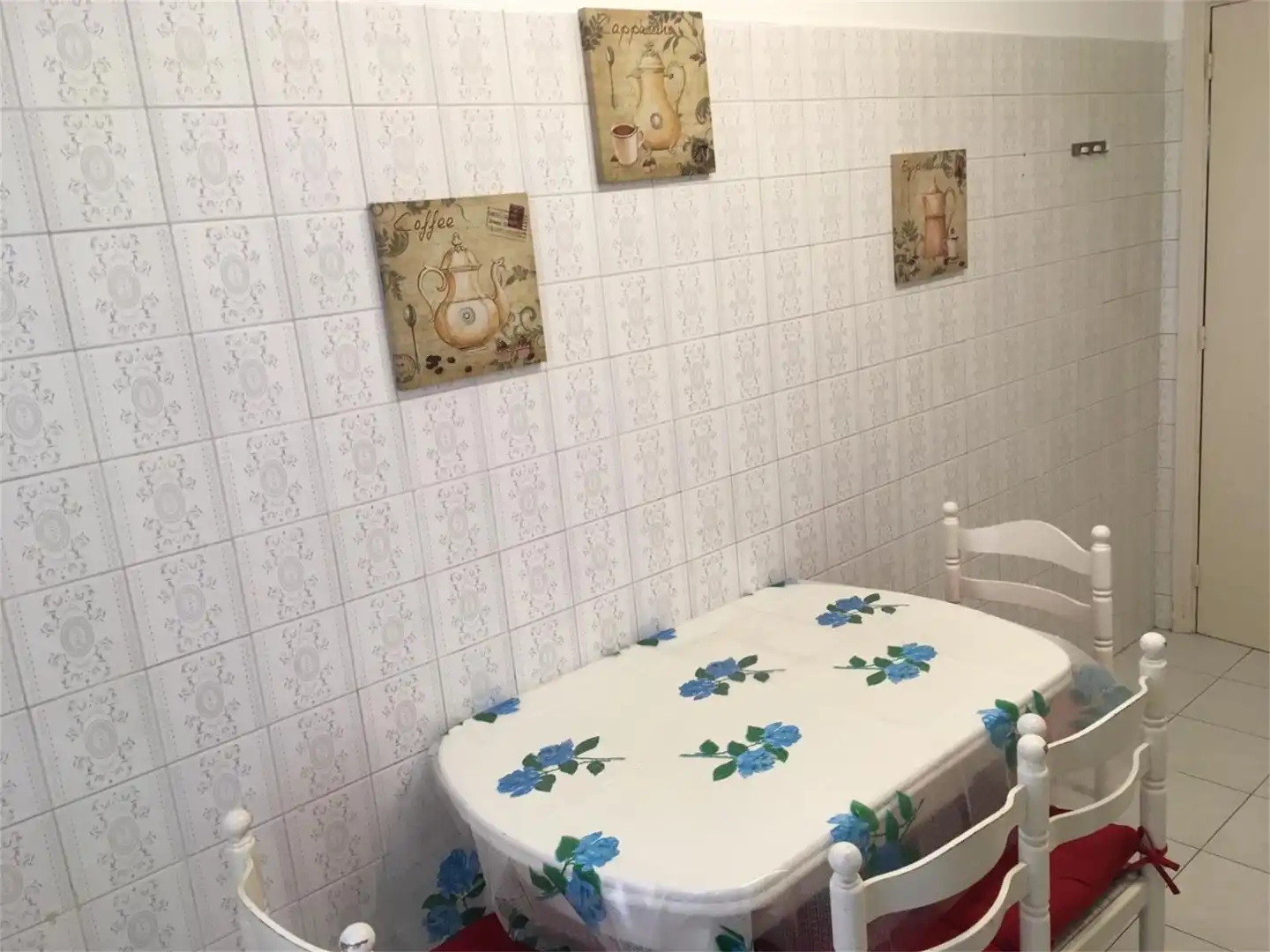 Flat for rent in Paseo Da Ronda, 52, Riazor - Visma Dining room of Flat for rent in A Coruña Capital