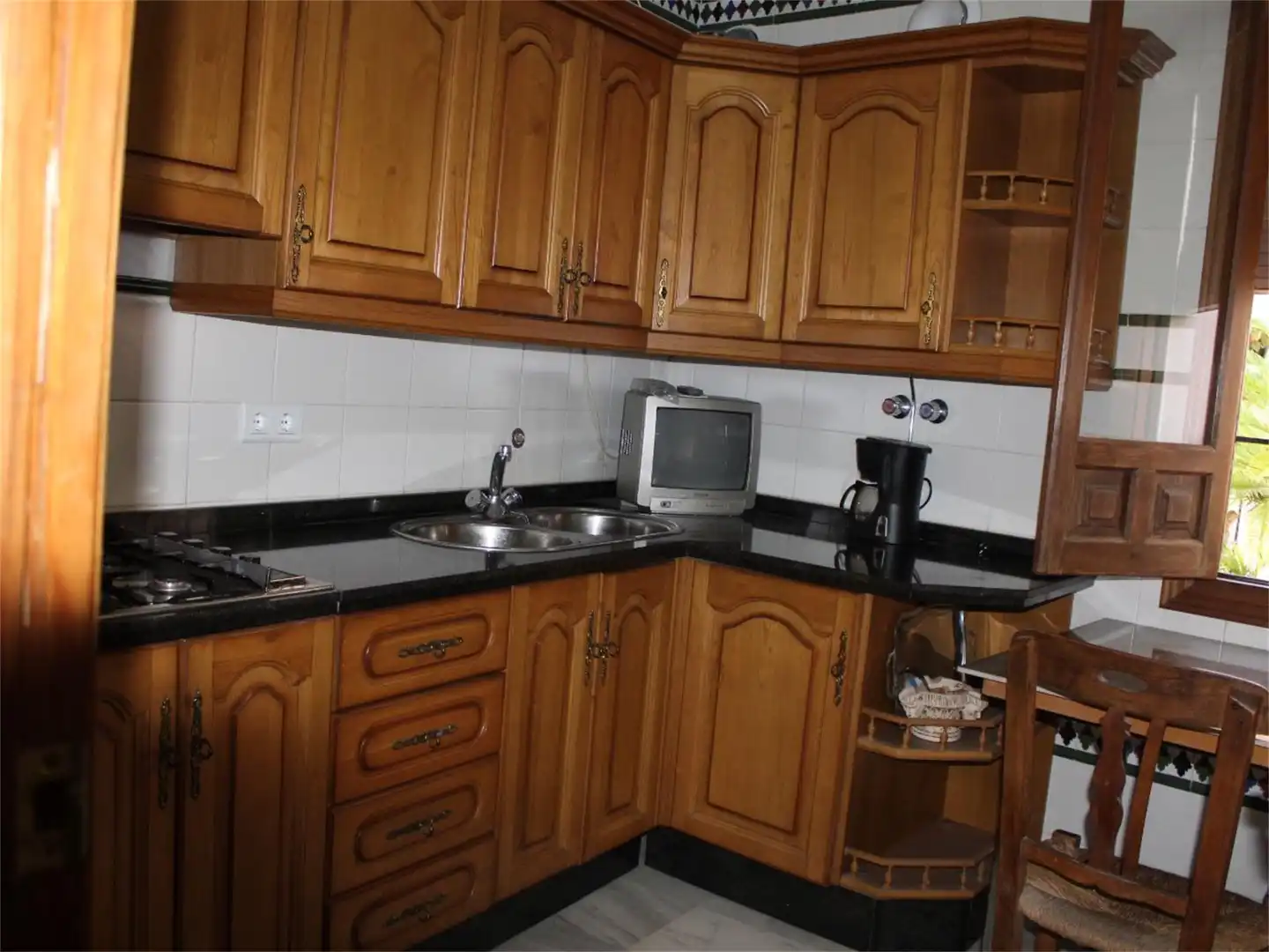 Flat for sale in Calle La Feria, 37, Fernán-Núñez Kitchen of Flat for sale in Fernán-Núñez with Air Conditioner, Heating and Furnished