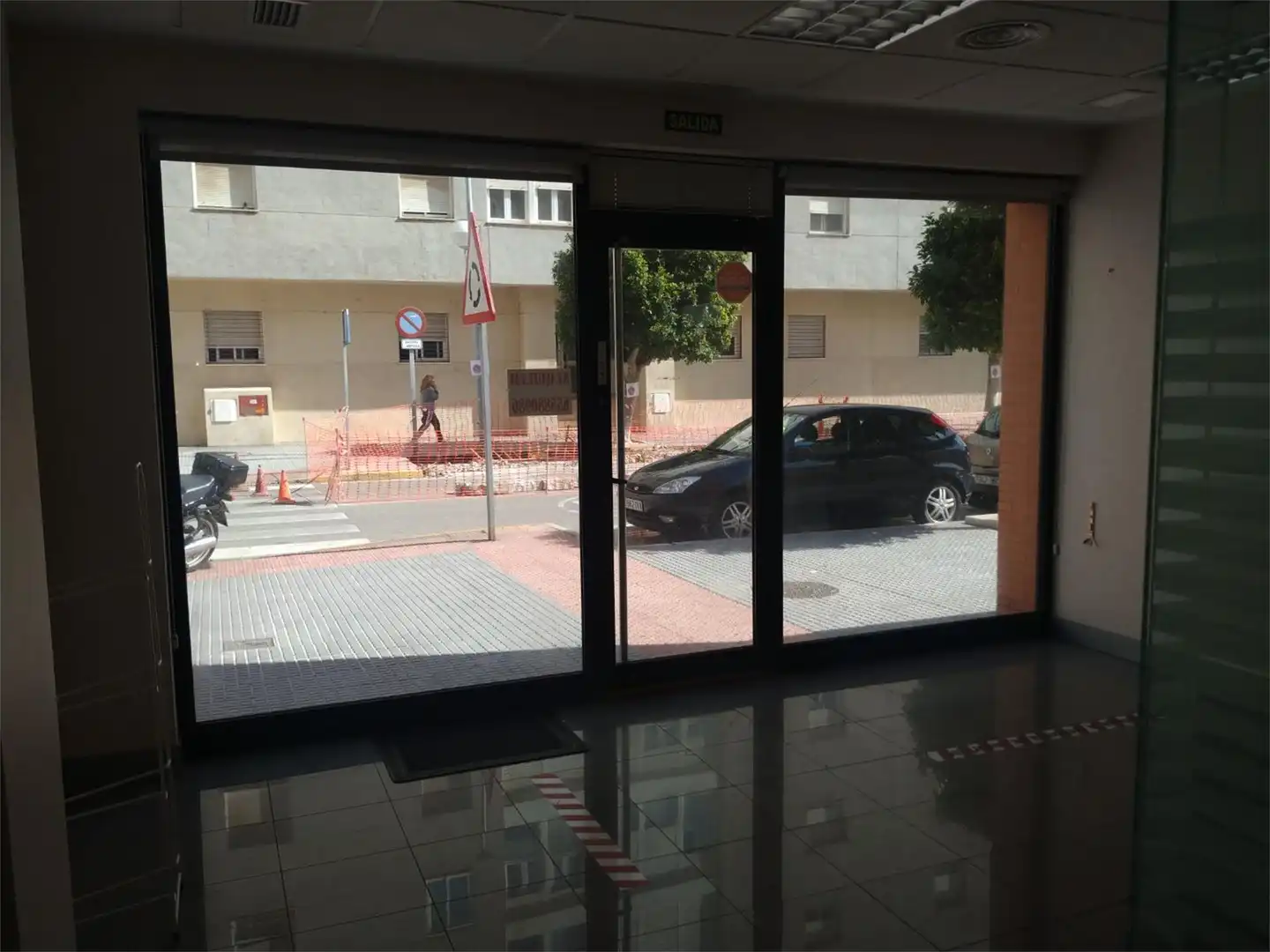 Oficina de alquiler en Calle América, 2, Astilleros - La Paz - Loreto - El Corte Inglés Oficina de alquiler en Cádiz