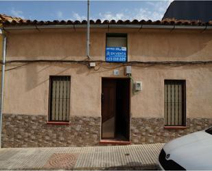 Exterior view of Single-family semi-detached for sale in Almadén  with Terrace