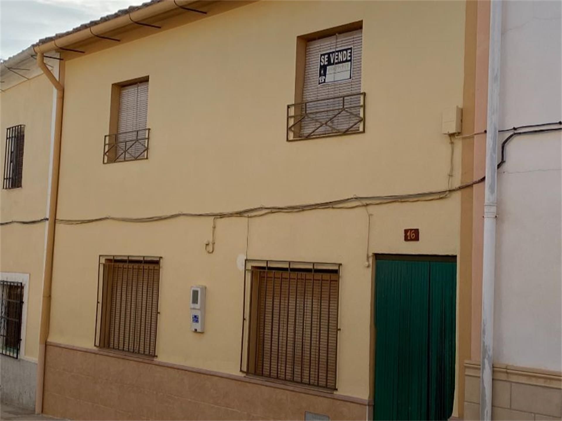 Vista exterior de Casa adosada en venda en Villalgordo del Júcar