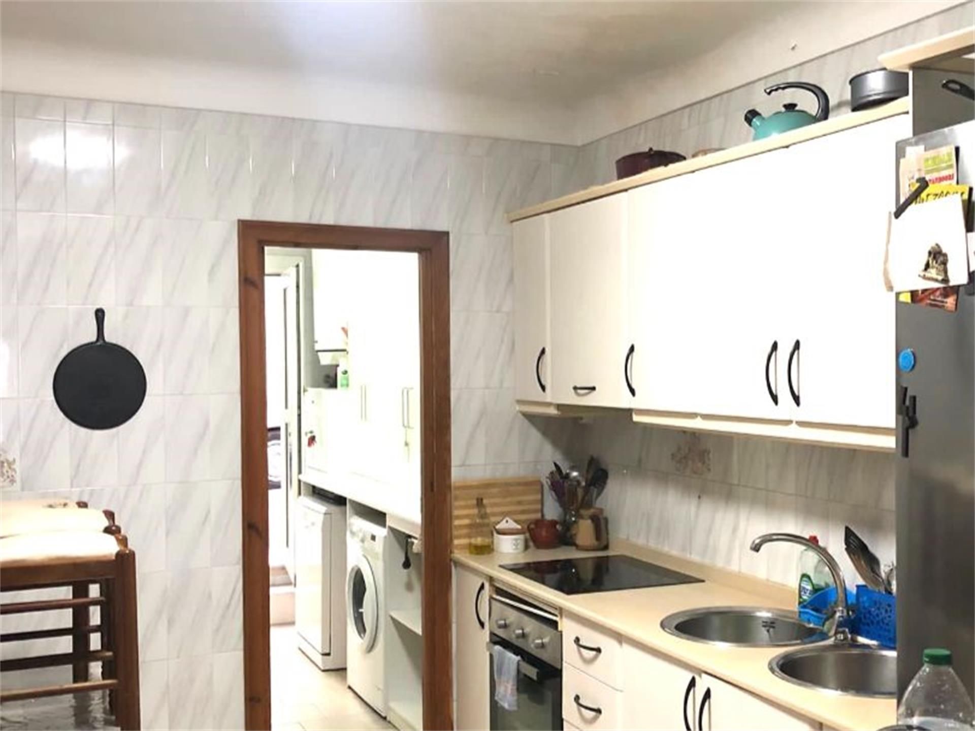 Cuina de Pis de lloguer en Carboneras amb Aire condicionat, Terrassa i Moblat