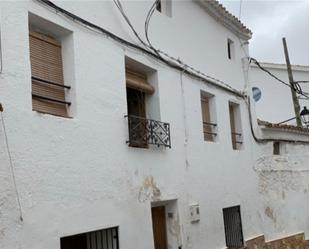 Außenansicht von Wohnung zum verkauf in Uclés mit Terrasse und Balkon