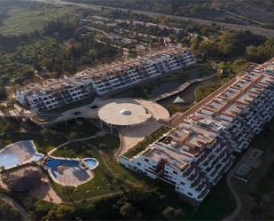 Vista exterior de Àtic en venda en Benahavís amb Aire condicionat i Terrassa