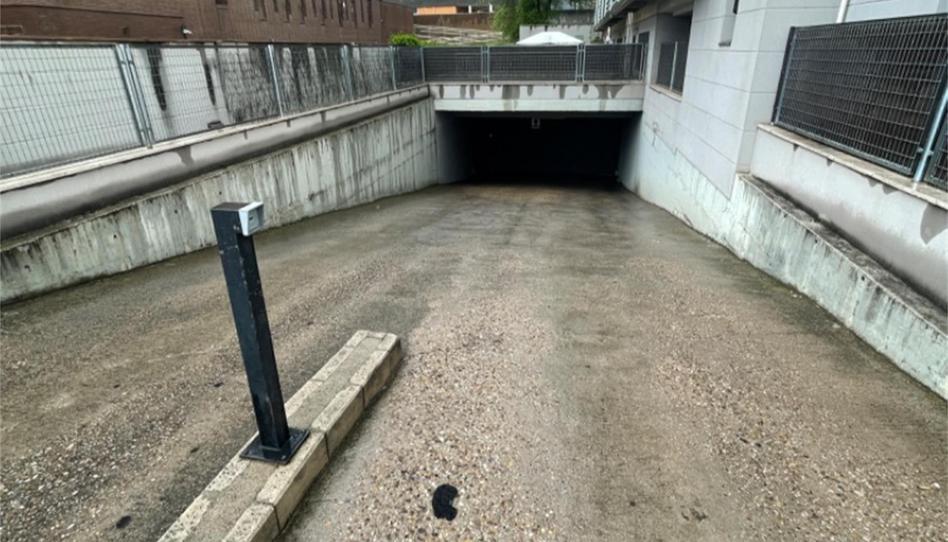 Garatge de lloguer a Calle Arte Rupestre del Mediterráneo, PAU de Carabanchel, Madrid - imatge 1 Foto 1 de Garatge de lloguer a Calle Arte Rupestre del Mediterráneo, PAU de Carabanchel, Madrid