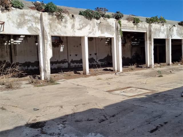 Nave industrial en Alquiler en Calle José Barrera Segura, 141 en Callejón del Castillo - El Calero - Las Huesas