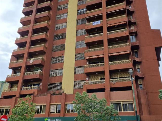 Piso en Venta en Calle Compositor Lehmberg Ruiz en Carranque - Haza Cuevas