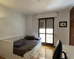 Bedroom of Flat to share in  Madrid Capital  with Terrace